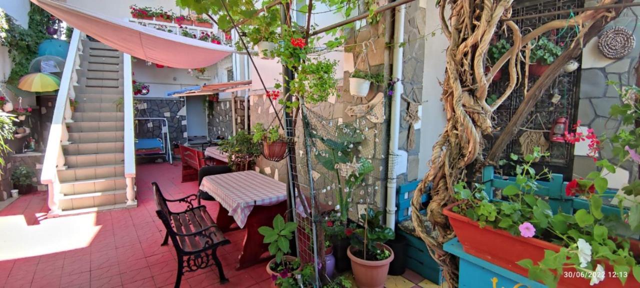 Vila Traian Si Teodora Costinesti Esterno foto
