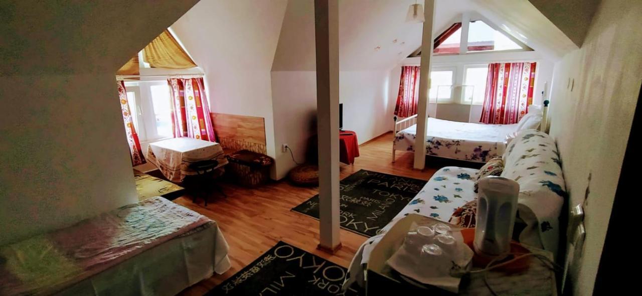 Vila Traian Si Teodora Costinesti Esterno foto